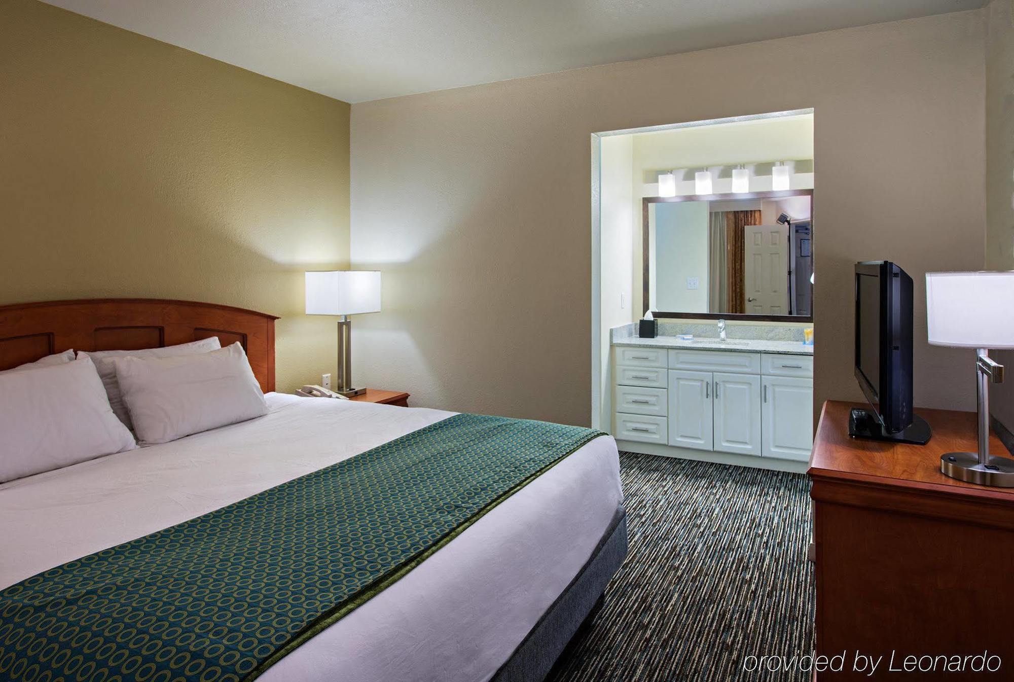 Hyatt House Gaithersburg Room photo